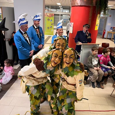 chulsturm an der KKS – Narren erobern das Klassenzimmer chulsturm an der KKS – Narren erobern das Klassenzimmer