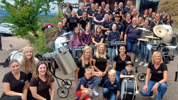 Weinausschank auf dem Zweifelberg Weinausschank auf dem Zweifelberg